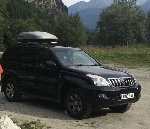 Thule WingBar Edge Black Aluminium Roof Bars - Picture 2 of 3