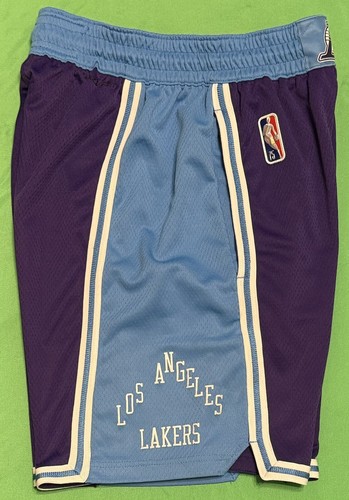 LeBron James “Lakers Dynasty” NBA Jersey 75th City Edition Swingman Sz. 44 & 30 - Bild 7 von 23