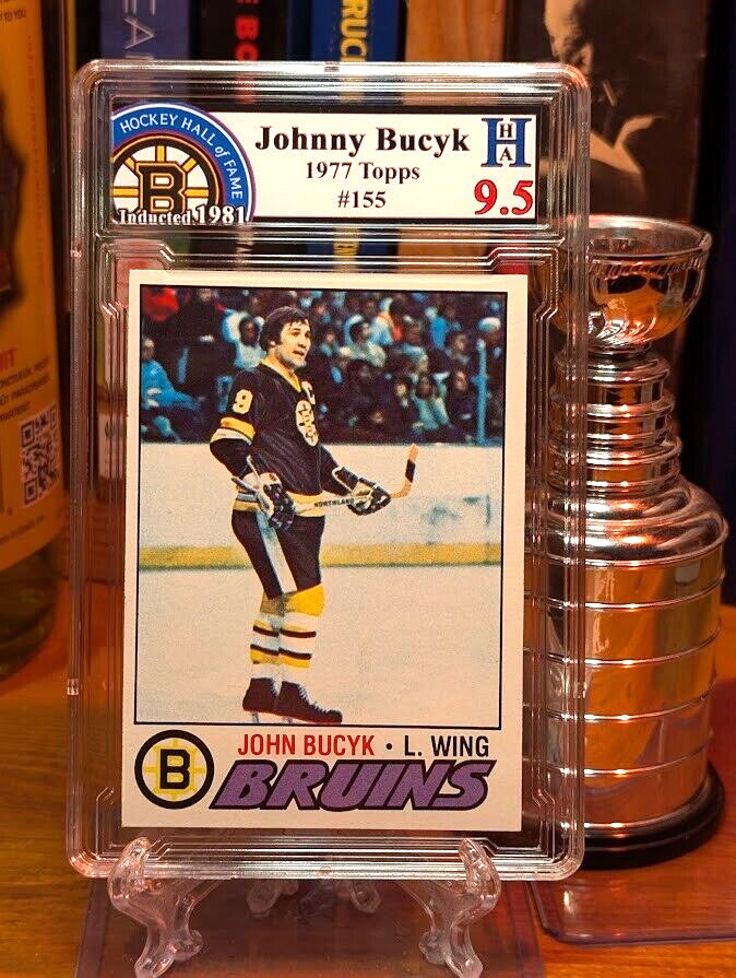 Johnny Bucyk 1977-78 Topps Boston Bruins Card #155 Hall of Fame HHA 9.5
