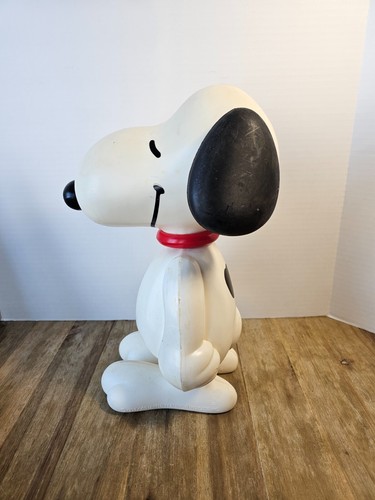 1966 HASBRO TOY COMPANY SNOOPY DOG HARD PLASTIC TOY BALL BOWLING GAME - Picture 2 of 4