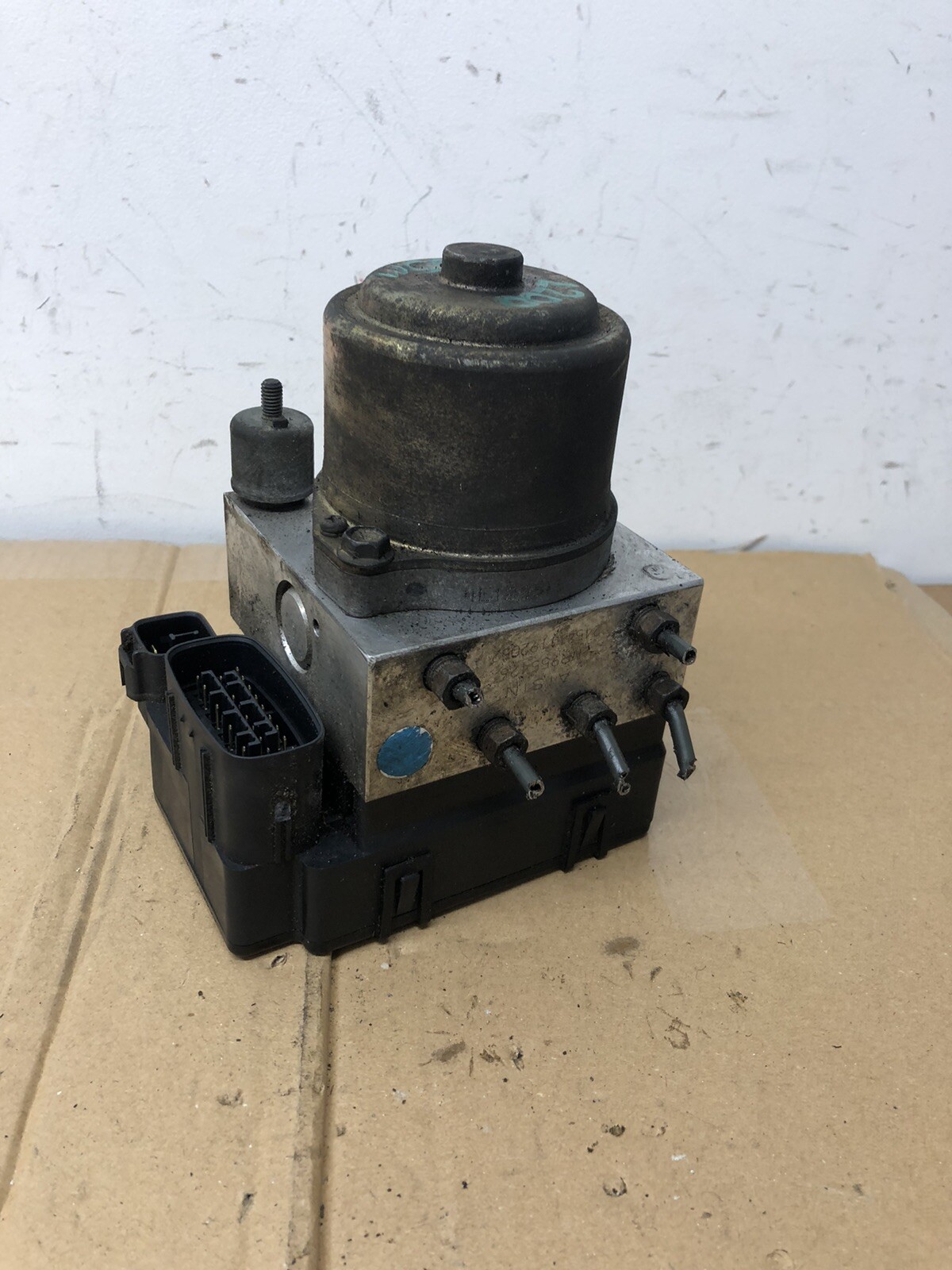 Mitsubishi L200 K74 & SHOGUN SPORT ABS PUMP MR955426 for sale 