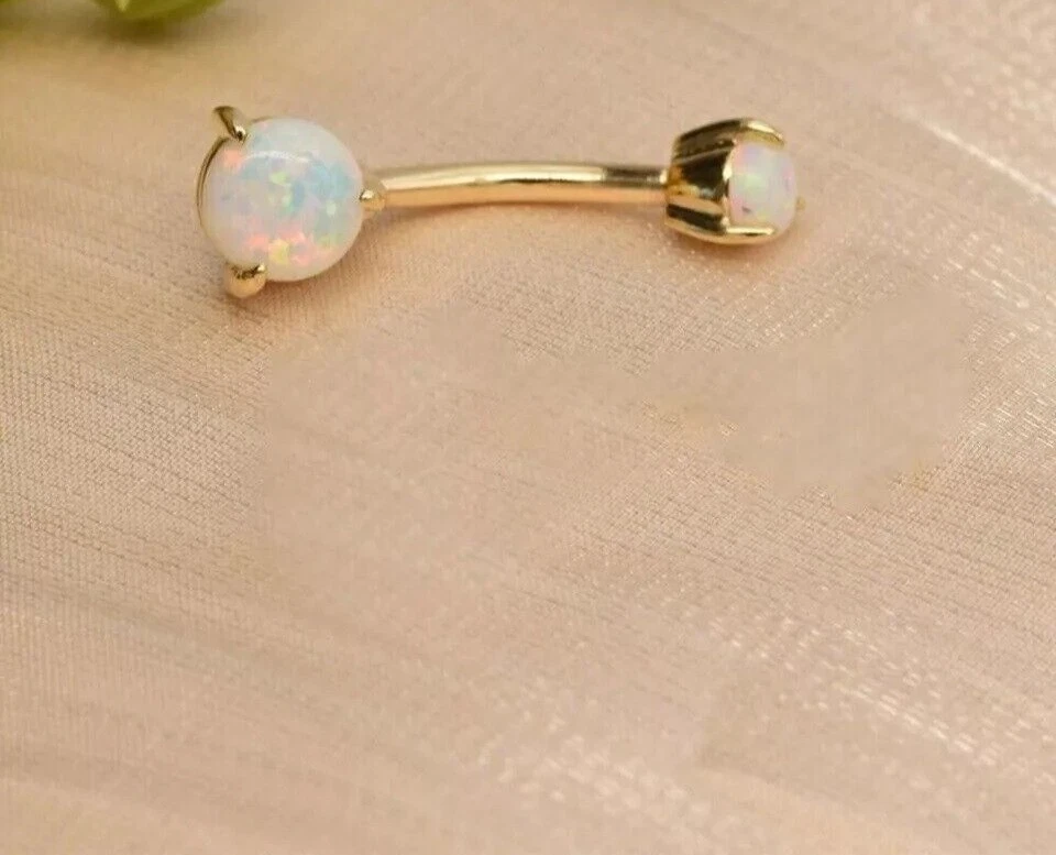 Anillo ombligo ópalo blanco de corte redondo de 0,50 quilates enchapado en oro amarillo de 14 quilates Foto 4 de 4