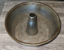 Vintage - Ovenex Bundt / Angel Food Cake Pan / Made In The USA