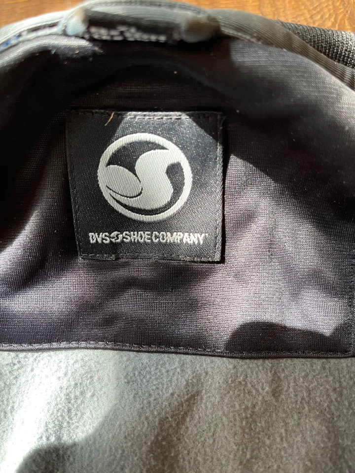 DVS Skateboard Gris/Negro Chaqueta con Cremallera XL ¡ENVÍO GRATUITO! Foto 3 de 4