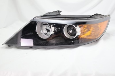 2011-2013 Kia Sorento Left Headlight Assembly Driver Side Halogen TYC 