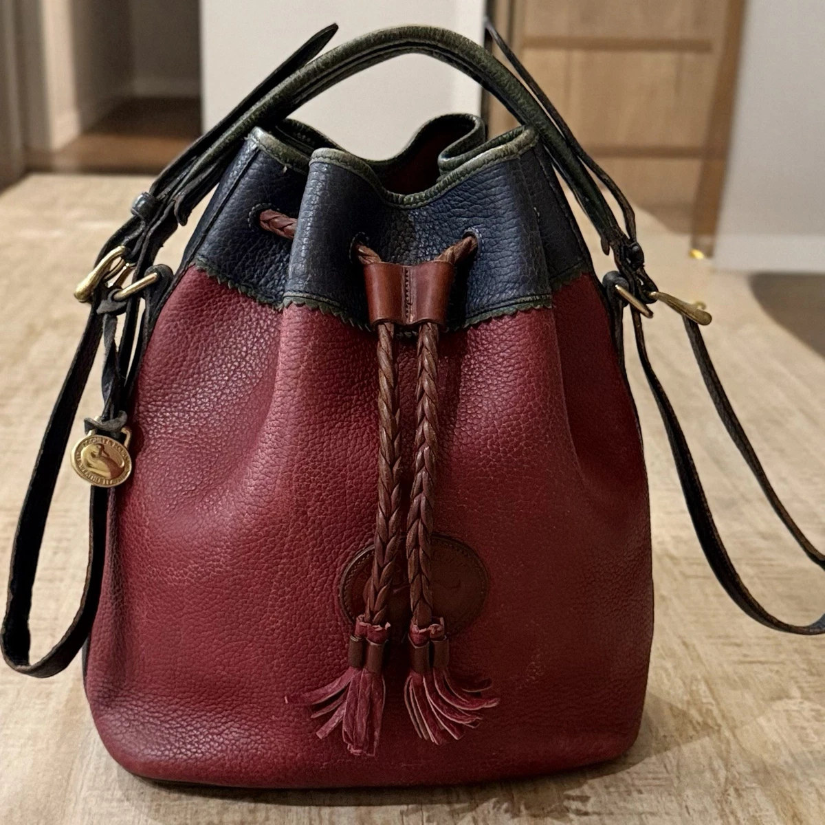 Bucket & Drawstring Bag Red Bags & Handbags for Women for  display picture 1