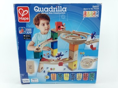 Hape Quadrilla Endspurt Kugelbahn Holz 27 Teile + Murmeln ab 4J B-Ware unbenutzt