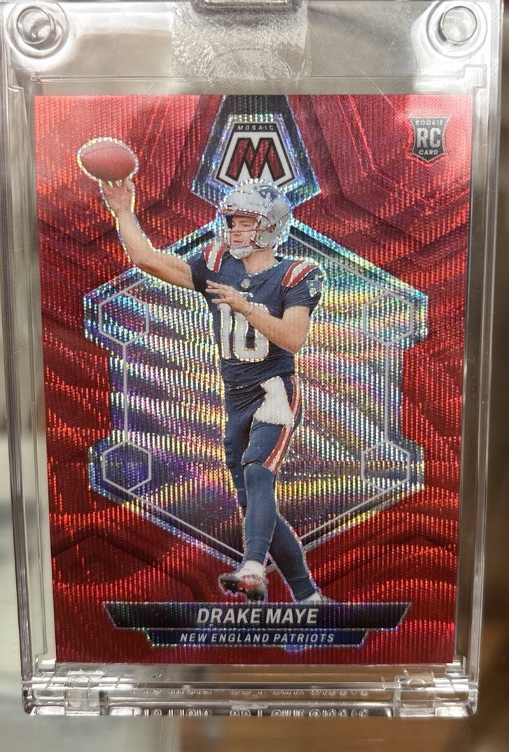 DRAKE MAYE (Brady 2.0) 2024 Panini Mosaic Red Wave Prizm 2/9 #303 RC Patriots