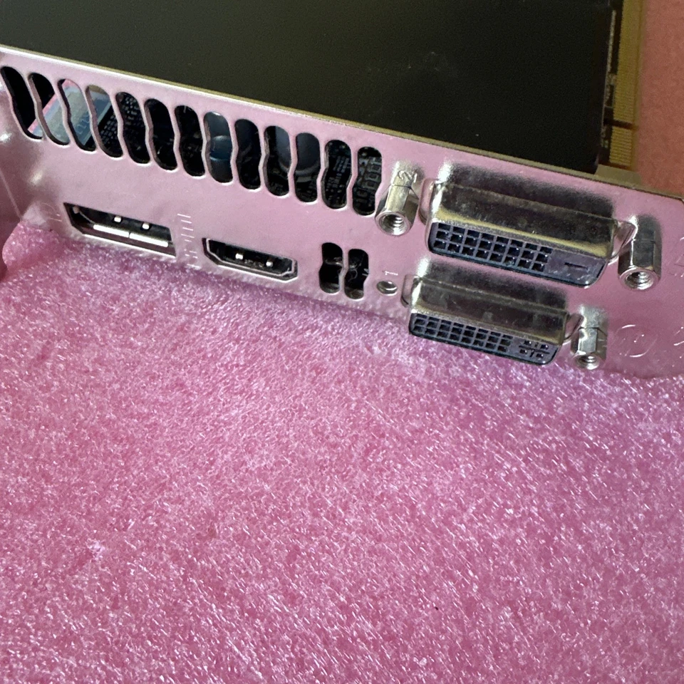 MSI GTX 670 OC 2GB GDDR5 Graphics Card✅2x DP HDMI DVI - Image 3 of 4