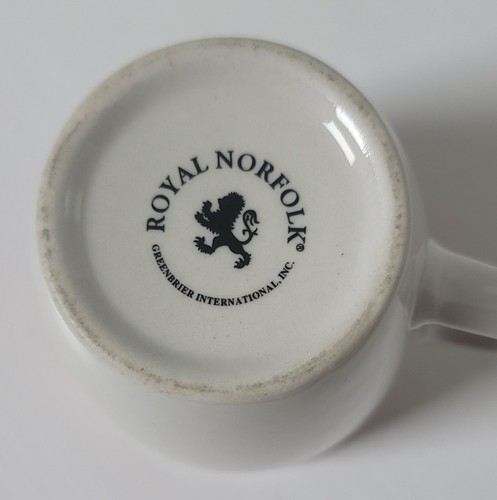 Taza Royal Norfolk a rayas rojas con copos de nieve - Imagen 6 de 7
