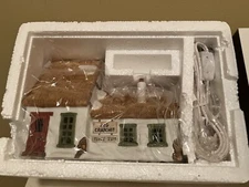 Dept 56 The Cottage Of Bob Cratchit And Tiny Tim #6500-5 6500-5 EUC