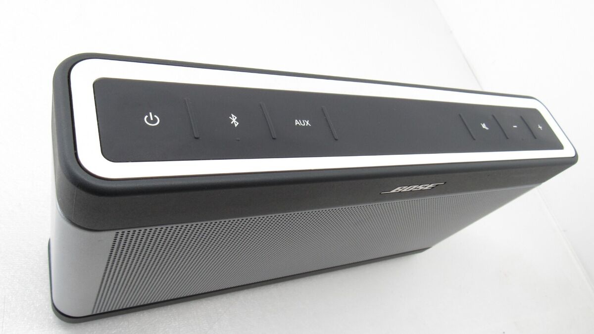 Bose SoundLink 3 Bluetooth 414255 Wireless Mobile Speaker Bose SoundLink 3 Bluetooth 414255 Wireless Mobile Speaker