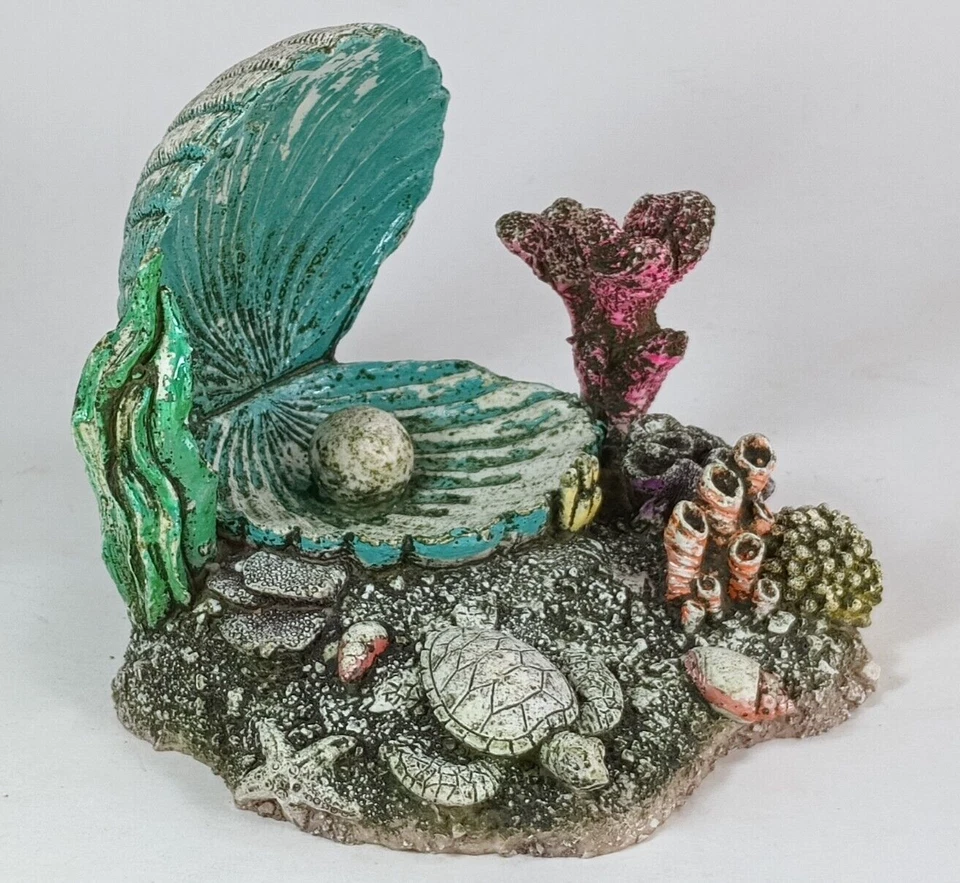 Sea Shell, Corral and Sea Turtle Figure for Aquarium Décor. - Image 3 of 4