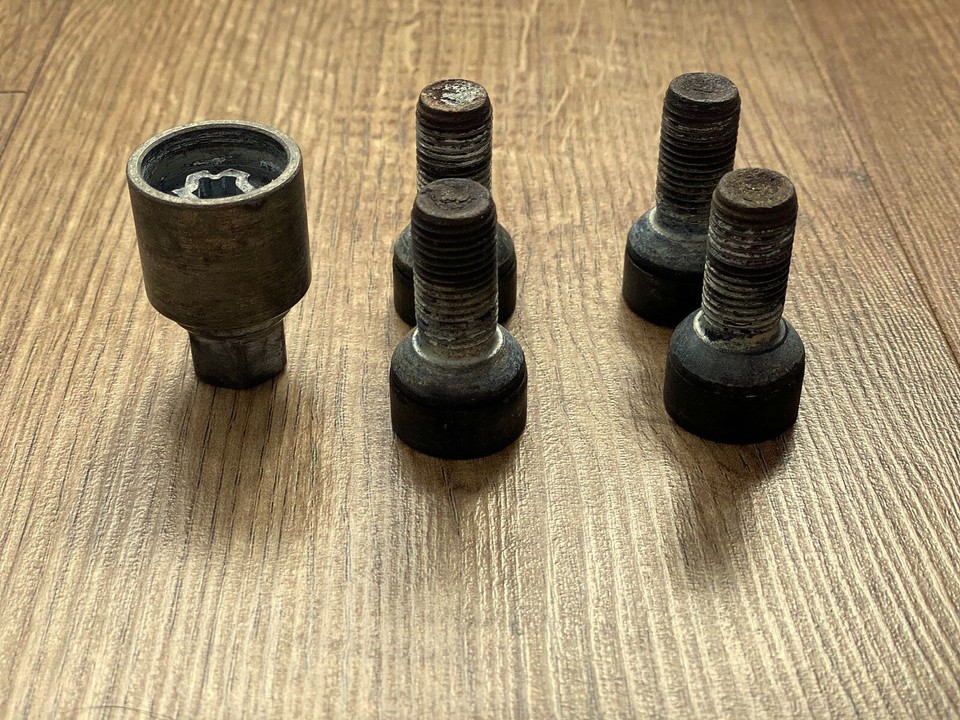 GENUINE BMW BOLTS WHEEL LOCKING SET SERIES 1 2 3 4 5 6 7 8 X1 X2 X3 X5