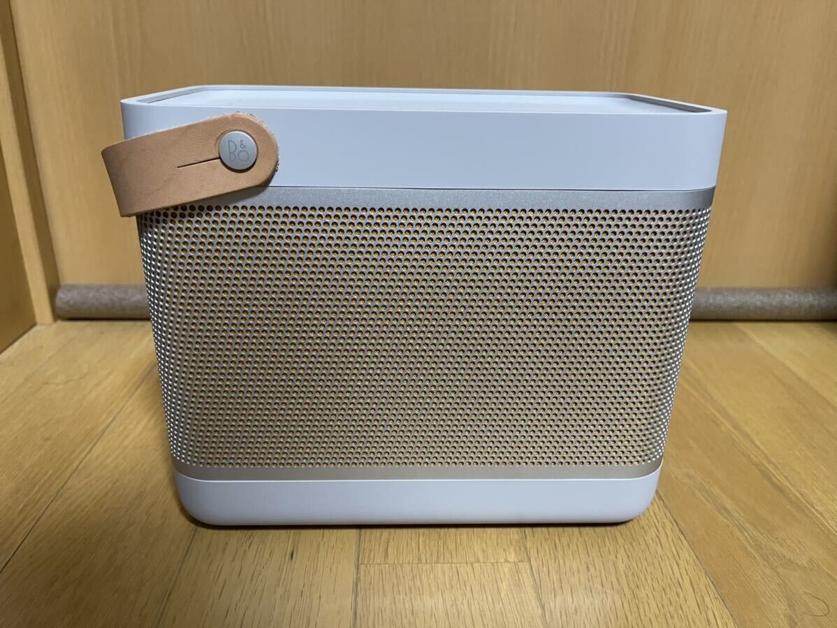 Bang & Olufsen Beolit 20 (Grey Mist) Bluetooth 4.2, USB-C Bang & Olufsen Beolit 20 (Grey Mist) Bluetooth 4.2, USB-C