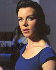 Debi Mazar "Entourage" AUTOGRAPH Signed 'Shauna' 8x10 Photo
