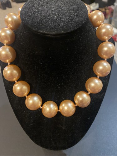 Vintage Monet Hand Knotted Big Faux Pearl Chunky Necklace - Picture 3 of 7