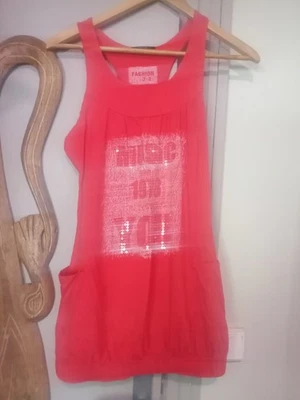 débardeur rouge strass Marque Fashion J-2 Taille non mentionnée mais va pour du - Photo 1/4