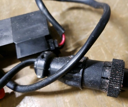 Sierra ARO Solenoid Valve S5SV9C 22-115 psig (1.5-7.8 bar) 19JS-0565-E7 - Picture 4 of 6