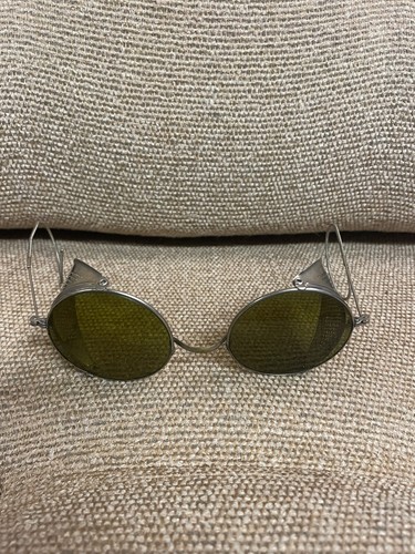 Antique Green Willson Weld Sunglasses Goggles Old Vtg Steampunk Safety Glasses