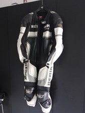 completo moto (tuta BERIK-stivali AXO)