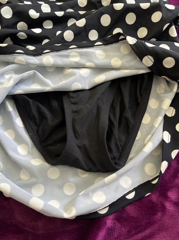 Traje de baño halter a lunares blanco y negro Chaps apresurado talla 10 Foto 2 de 4