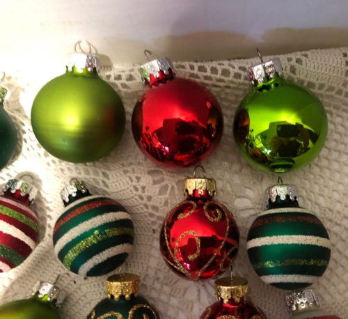 14 Unique Treasures Mini Mercury Glass Ball Christmas Ornaments 1-1/8 & 1-3/8" - Picture 3 of 5