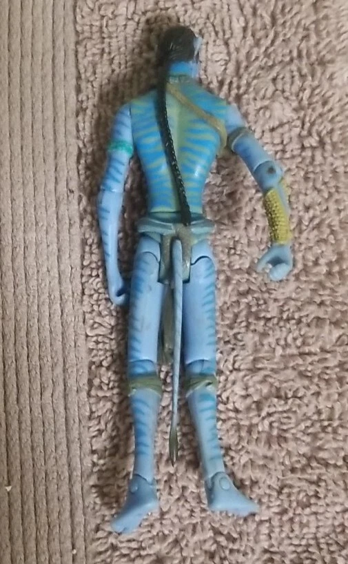 Figura de acción James Cameron’s Avatar TSU’TEY 3,75 Movie Masters Mattel usada Foto 4 de 4