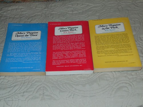 THREE VINTAGE MARY POPPINS SOFT COVER BOOKS - P.L. TRAVERS - FREE SHIPPING - Picture 2 of 4