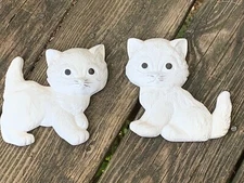 Vintage Chalkware KITTY CAT Kitten WHITE PERSIAN wall Plaque SET of 2 RARE ❤️m13