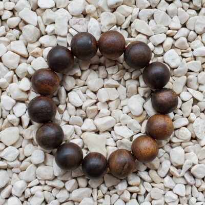 Nice Smell 14 Beads Borneo Aetoxylon Agarwood 16 MM Gaharu Buaya Bracelet #01