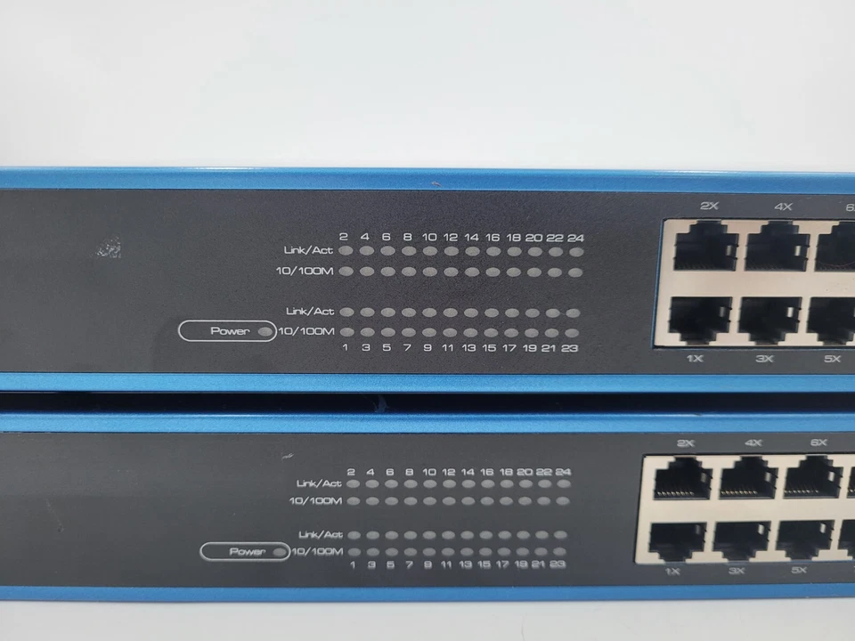 Zonet ZFS3124 24-Port 10/100Mbps Ethernet Switch- Hinges/Screws Included - Image 4 of 4