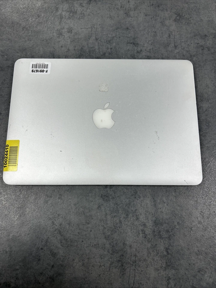 Apple MacBook Pro Retina 13" Early 2015 8GB i5-5257U CPU 2.70GHz 256GB Silver - Image 4 of 4