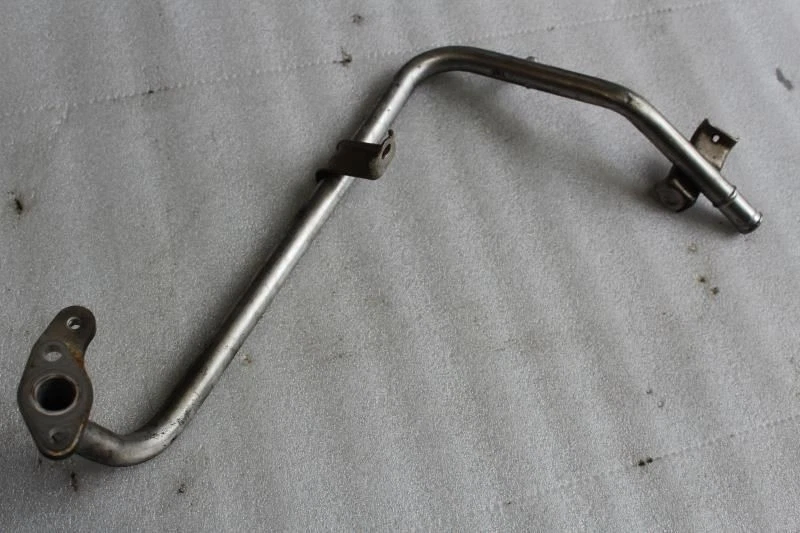 TOYOTA MR2 SPYDER EGR 2000 2001 2002 2003 2004 2005 TUBO 1,8 L Foto 2 de 4