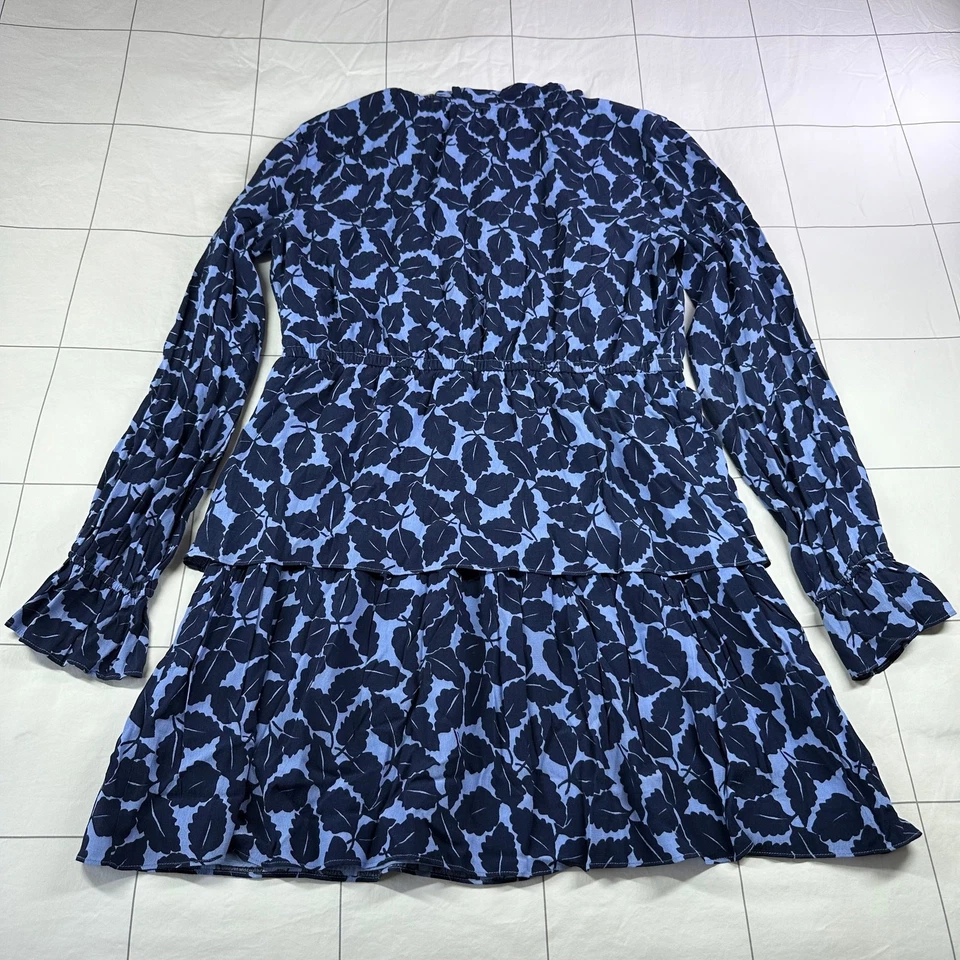 Vestido para mujer Sail to Sable grande azul manga larga estampado floral hojas cuello alto Foto 2 de 4