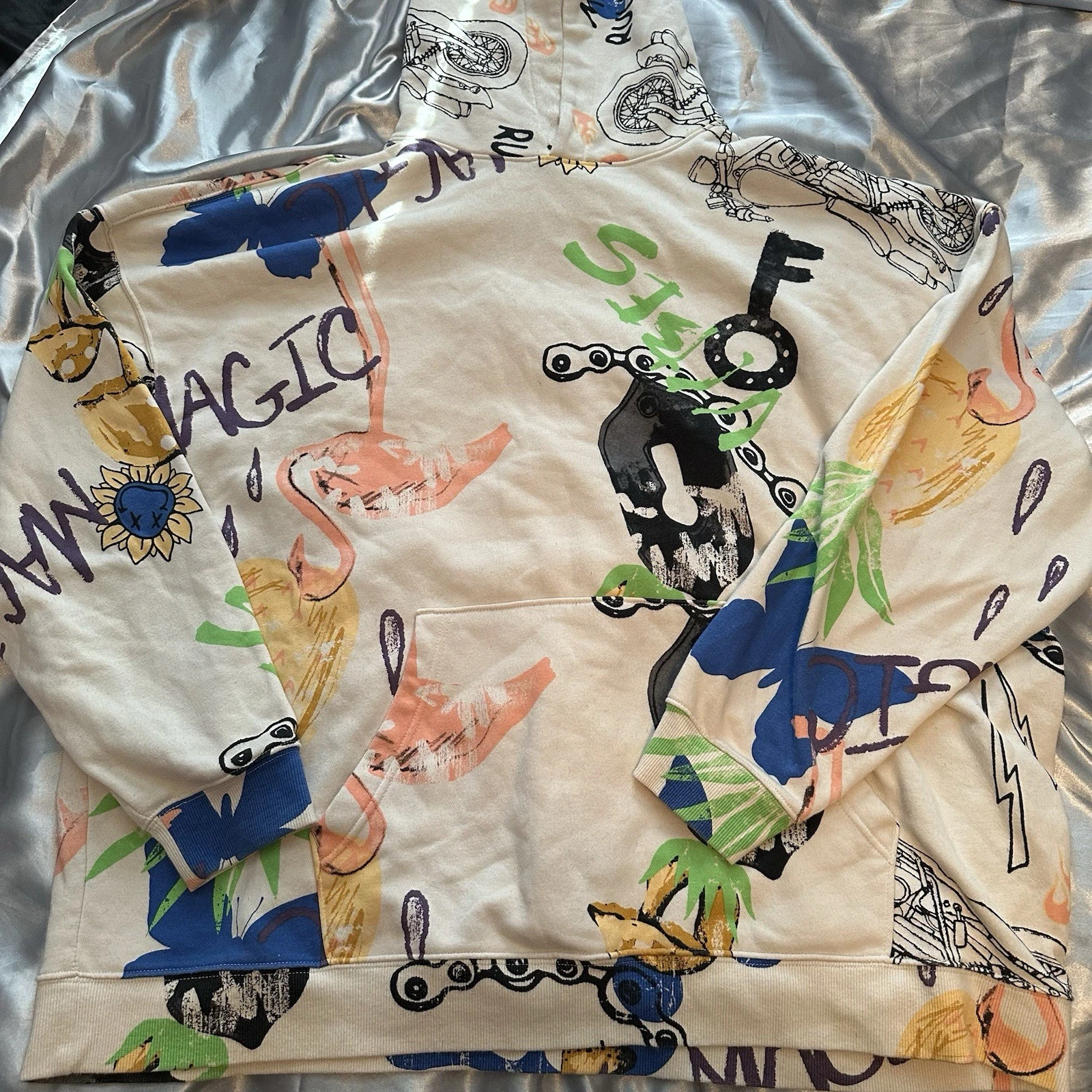 No Boundaries Oversized Fit Unisex Light Birch Doodle Hoodie Size XXL