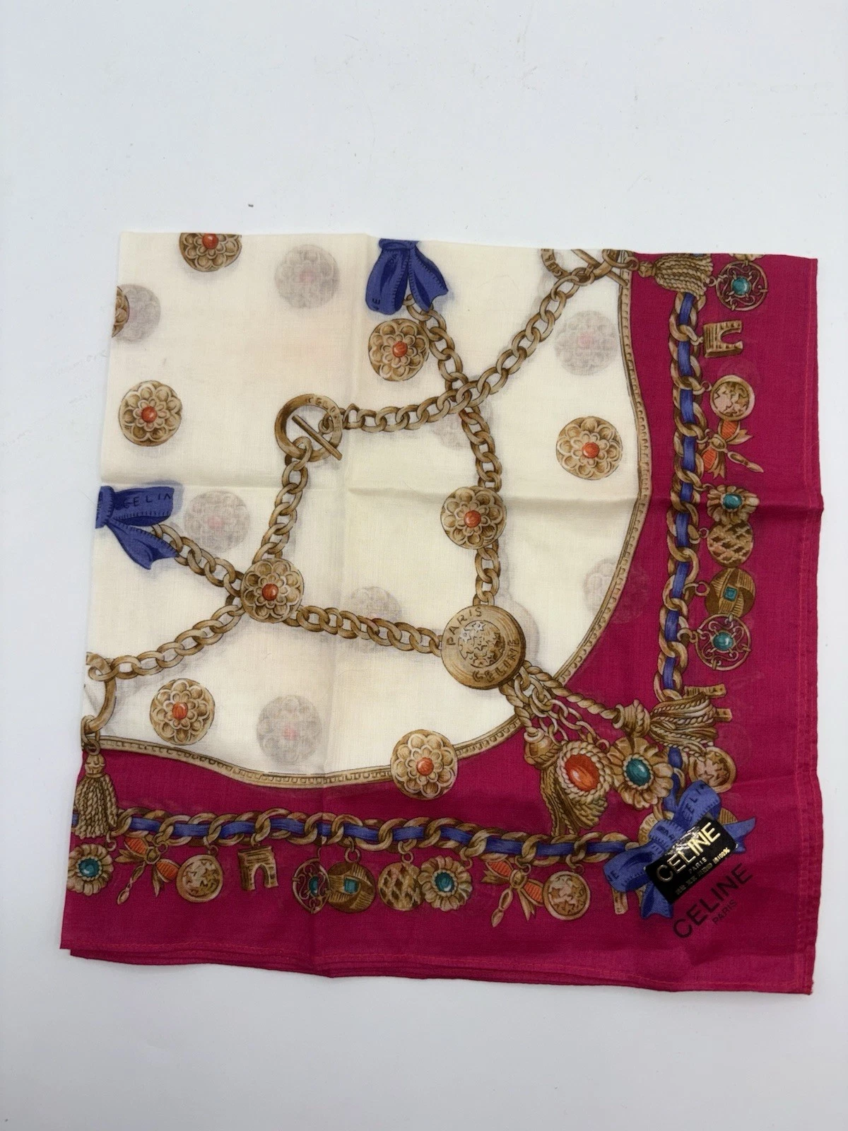 Sciarpa fazzoletto CELINE nuova vintage tasca quadrata rosa con catene e ciondoli