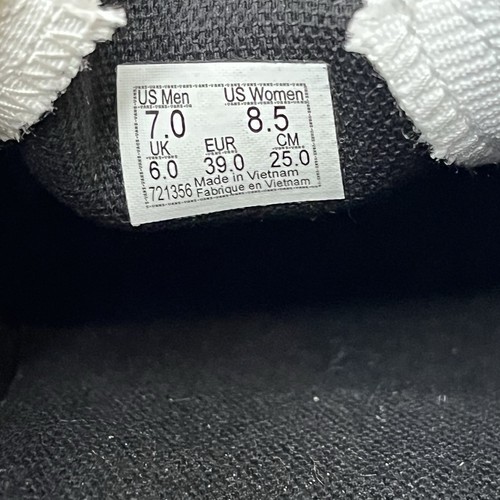 New VANS Classic Slip-On Dice Bolts Hearts Cherries 8-Balls Women’s 8.5 Rare - Picture 9 of 9