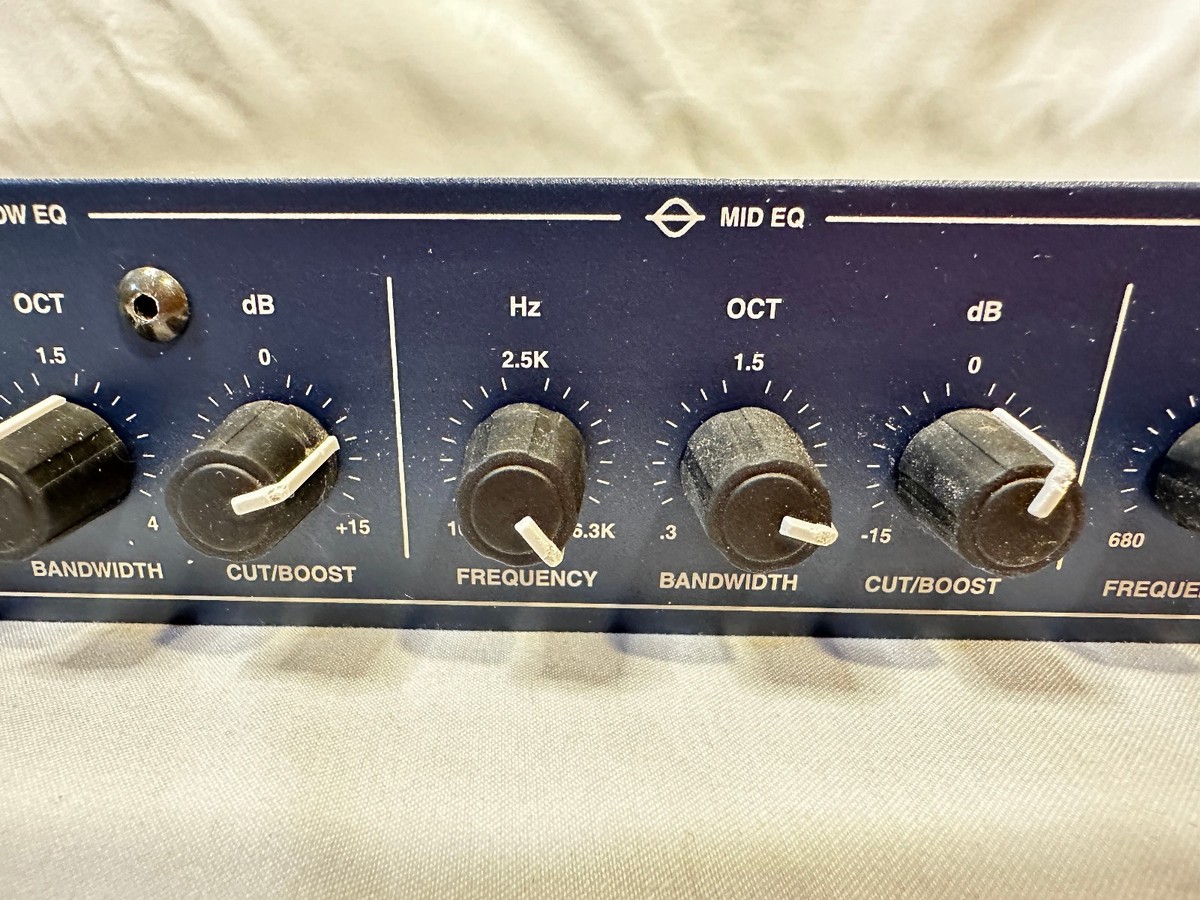 Symetrix 528E 　マイクプリアンプ　チャンネルストリップ Symetrix 528E マイクプリアンプ チャンネルストリップ SYMETRIX