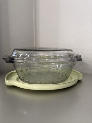 Clear Glass Oval Casserole with Lid, Floral Pattern, Glossy Finish