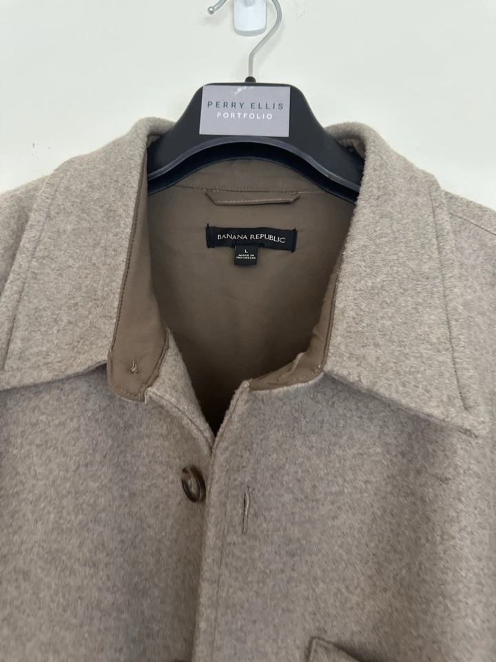 Banana Republic Heritage Camisa Abrigo Hombre Avena Marrón Beige Botón Foto 2 de 4