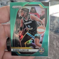 2024 Panini Prizm WNBA Parallel Diamond DeShields Chicago Sky #8 Basketball Card