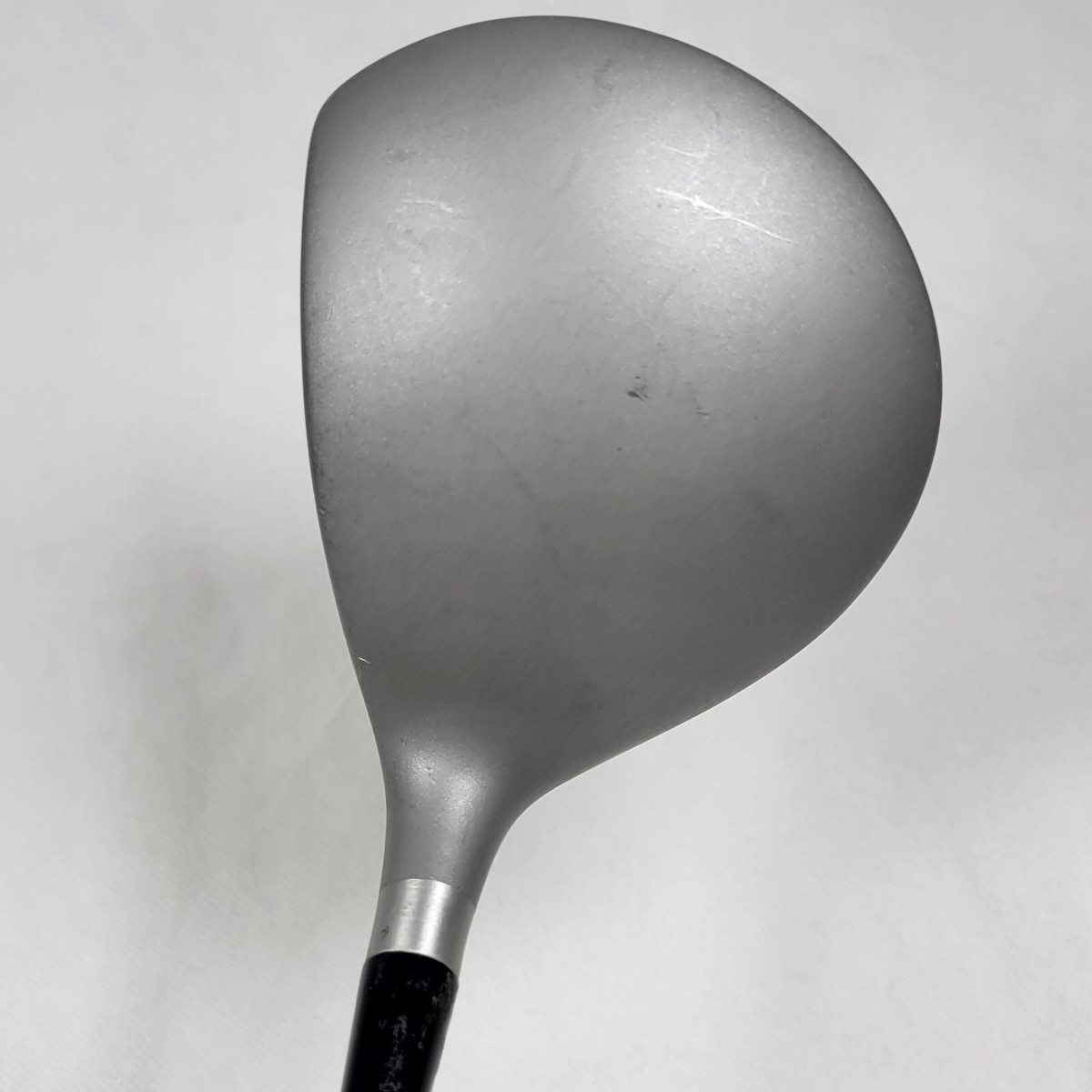 Wilson TDJ 1360 WTF1360B（中古品） Wilson Killer Whale Driver RH 9.0 Degree Loft Graphite Shaft Stiff