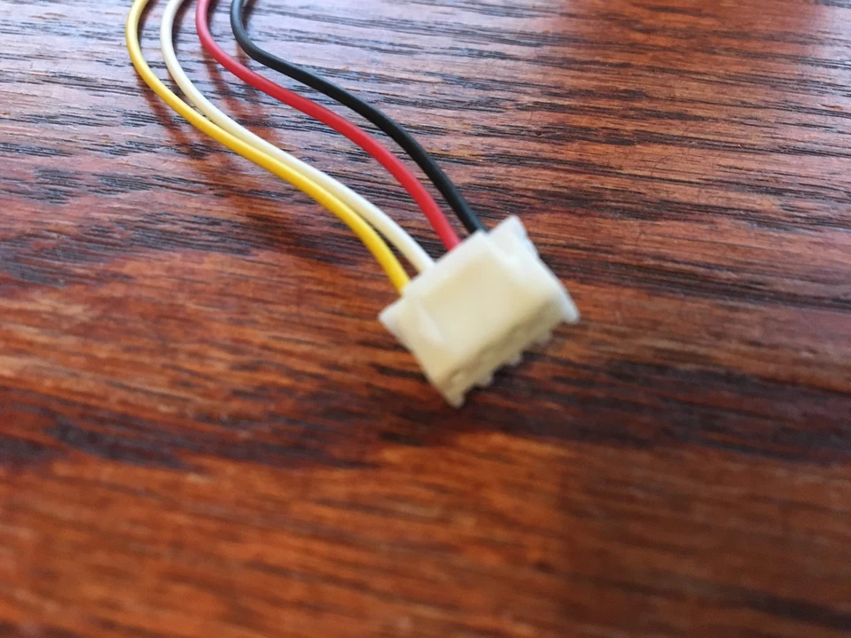 Altavoz de alto nivel enchufe de entrada cable arnés amplificador 4 pines 4 pines Pioneer GM-A3702 A5702 Foto 2 de 3