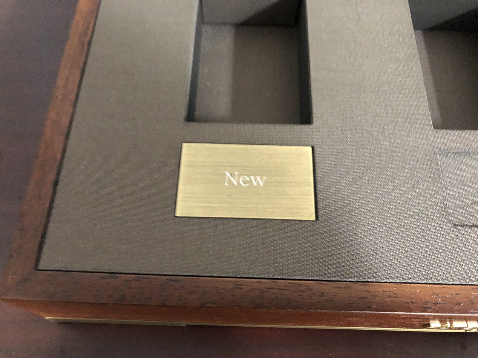 Authentic Patek Philippe Dealer 6 Or 3 Watches Display!!!