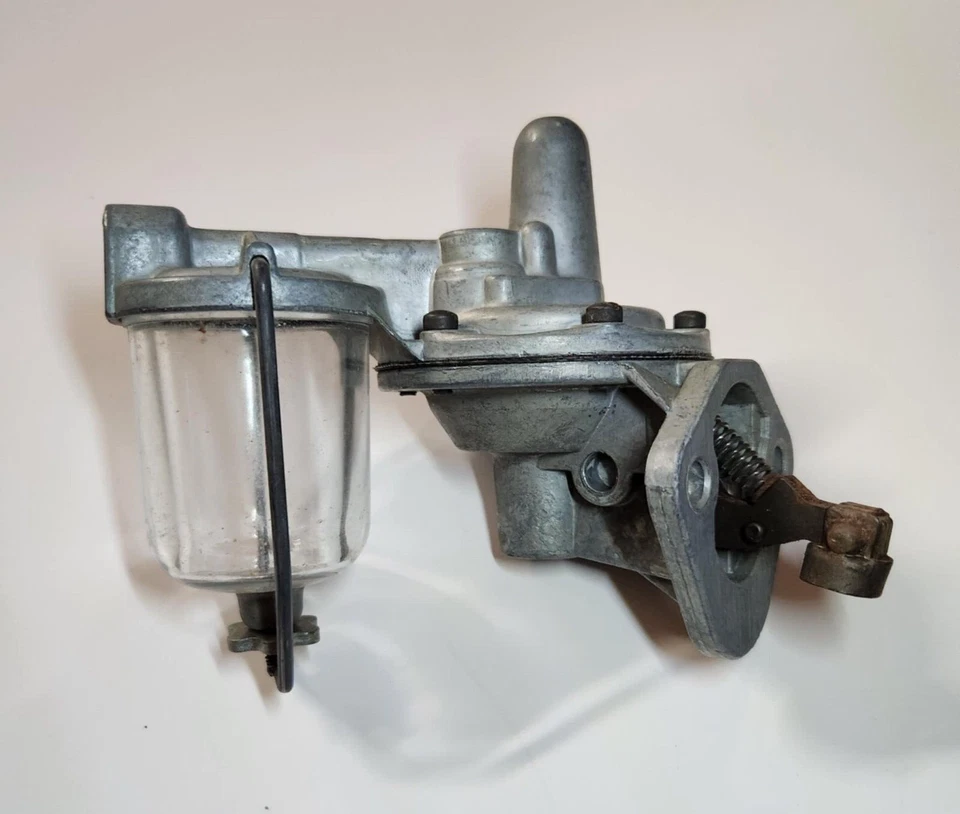 Bomba de combustible mecánica KEM para auto y camioneta Ford Flathead V8 1948-50 Foto 3 de 4