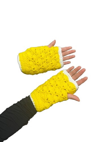 Hand Made/Crochet Hand Warmers - Picture 4 of 5