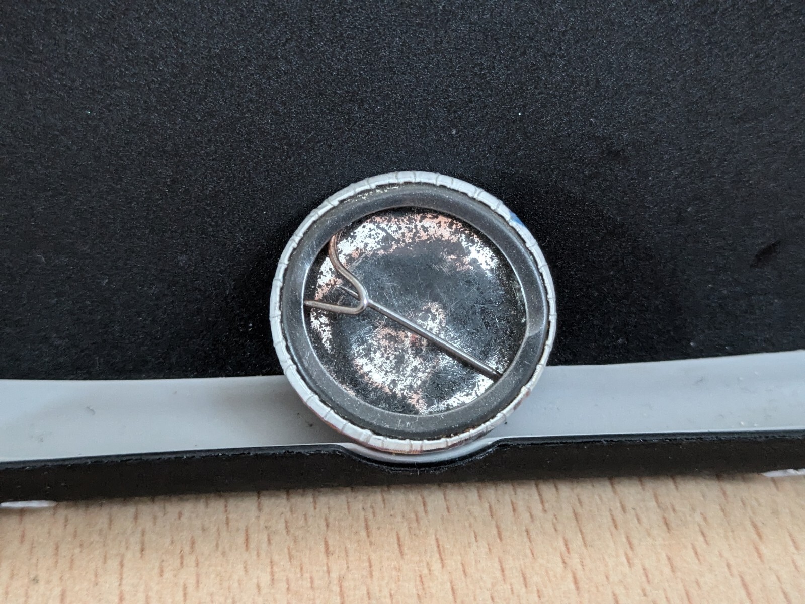 Picture 2 of 3