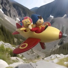 Other Vintage & Classic Toys: Noddy & Tessie Teddy In Noddy's Corgi Airplane.