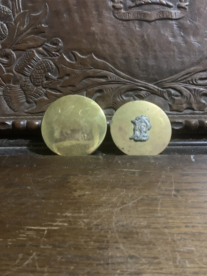 Antique pair of brass bridle rosettes - One With Armorial Monogram & One Std - Image 2 of 4